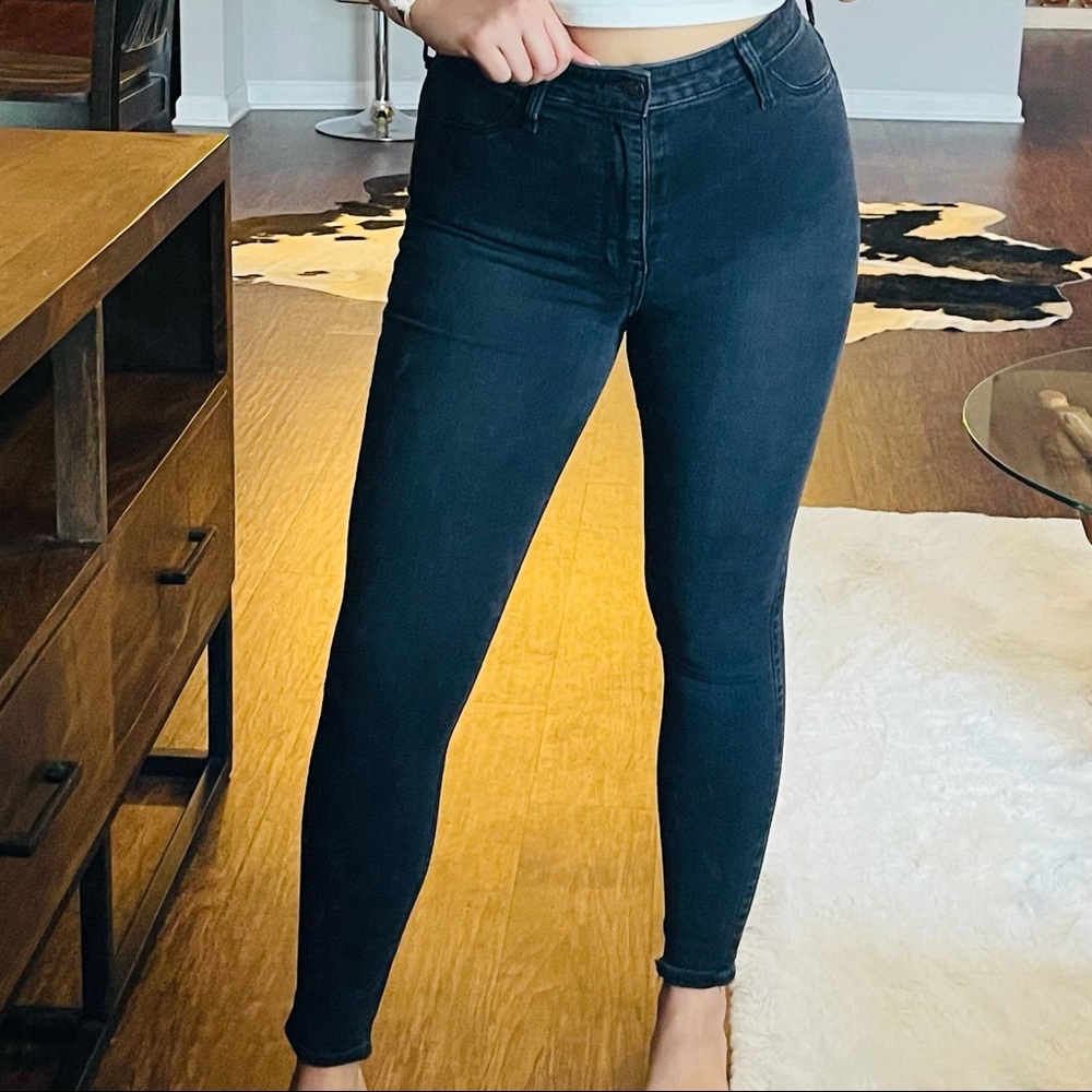 Hollister Ultra High-Rise Jean Legging Black - 26 - Picture 2 of 9